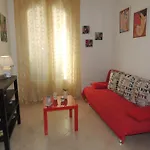 Casa Di Laura A 50 Mt Dal Mare Apartment