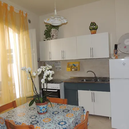 Apartman Casa Di Laura A 50 Mt Dal Mare Giardini Naxos