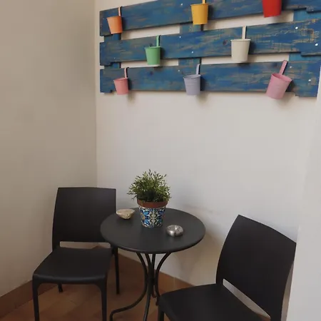 Casa Di Laura A 50 Mt Dal Mare Apartment