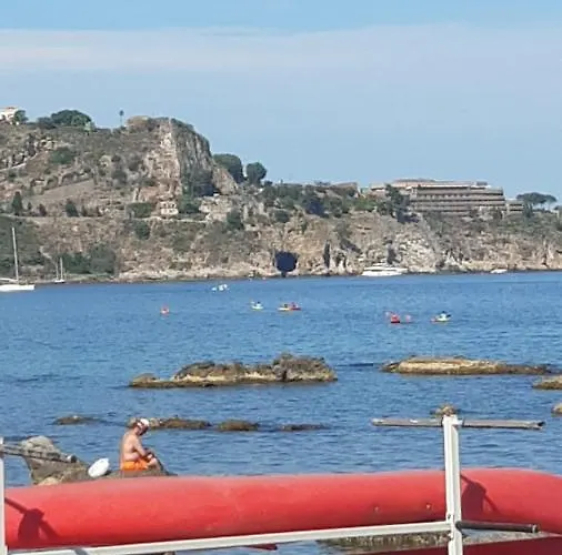 Casa Di Laura A 50 Mt Dal Mare Apartment Giardini Naxos