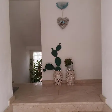 Casa Di Laura A 50 Mt Dal Mare Giardini-Naxos